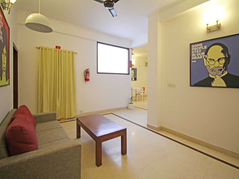 Oyo Flagship 592 Hauz Khas Village New Delhi Bagian luar foto