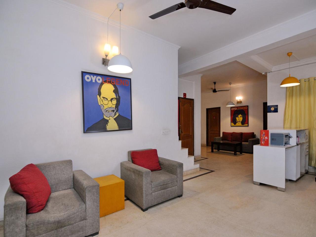 Oyo Flagship 592 Hauz Khas Village New Delhi Bagian luar foto